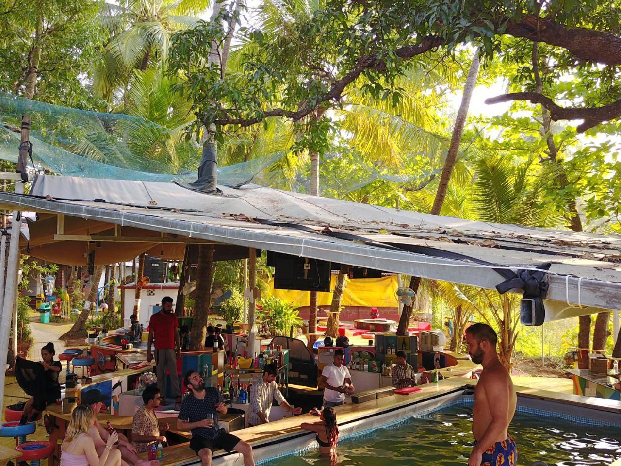 That Crazy Hostel Anjuna Exterior photo